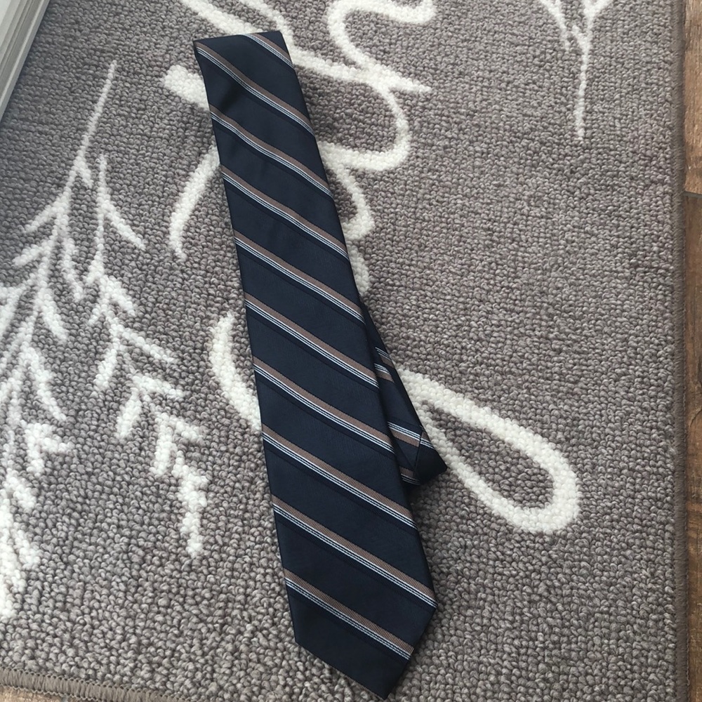 Joseph Abboud striped tie